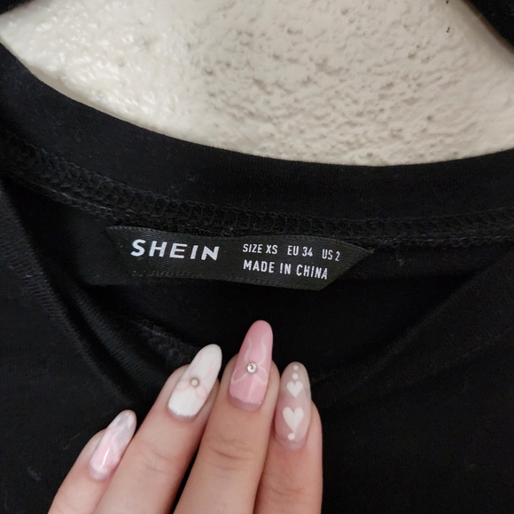 Black & Grey Crop Top Bundle - Forever 21, Shein, & Hot Topic - Picture 12 of 15